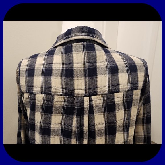 CALIFORNIA MOONRISE || Collared Relaxed Fit Pullover Top (SIZE M) - Picture 5 of 10